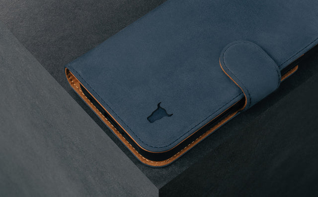 iPhone 16 Pro Leather Wallet Case (with Detachable Cover & MagSafe Compatible) Feature Focus