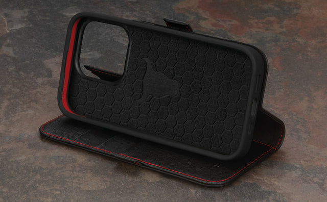 iPhone 15 Pro Max Leather Wallet Case v2.0 (MagSafe Charging) Feature Focus