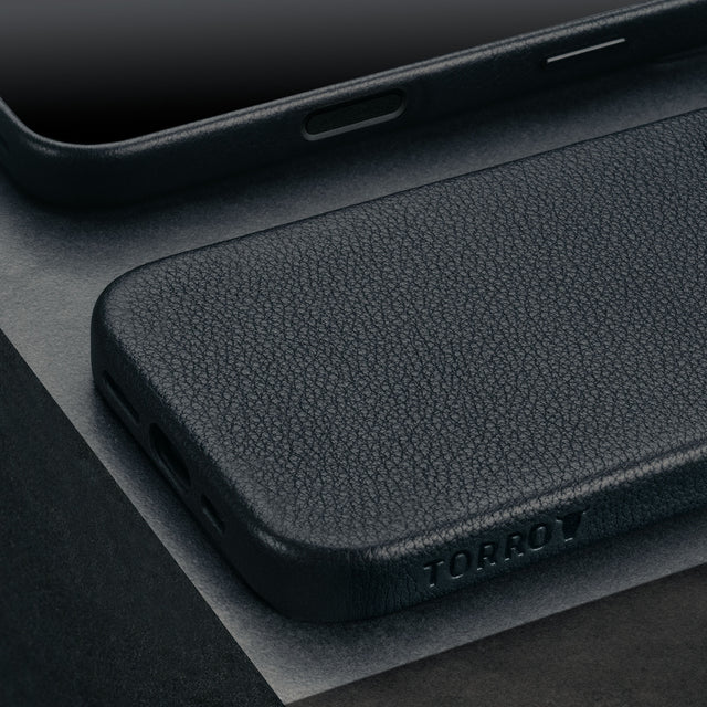 Black Leather Slimline Bumper Case for iPhone 16 Pro Max