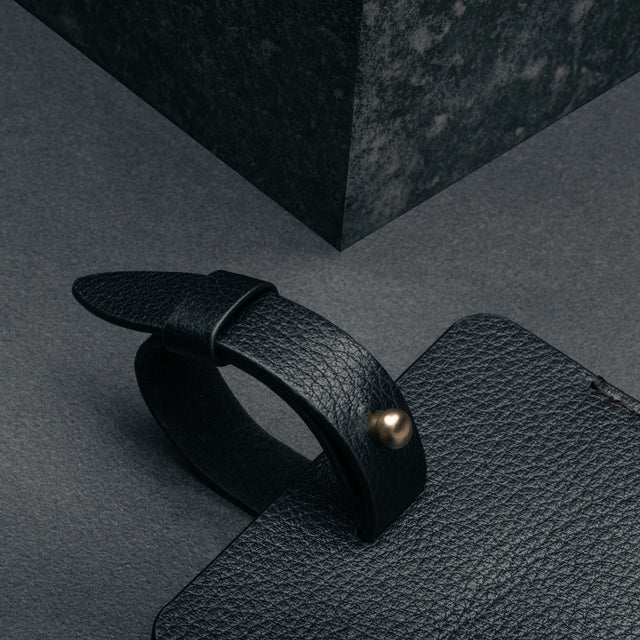 Black Leather Luggage Tag