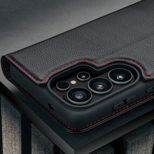 Camera cutout on the Black with Red Detail Leather Detachable Case for Galaxy S26 Ultra