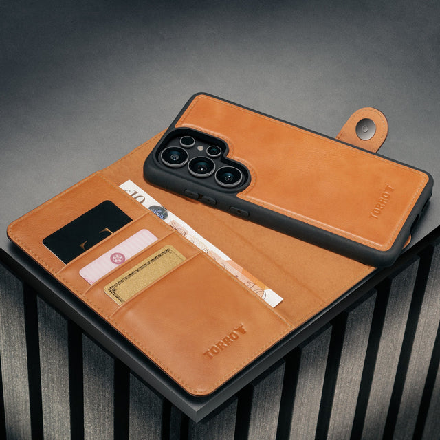 Bumper case and detachable cover of the Dark Brown Leather Detachable Case for Galaxy S26 Ultra